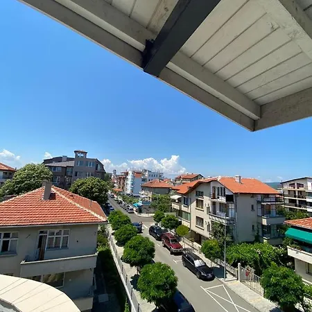 Lilia 2 Family 普里莫尔斯科