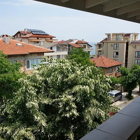 Szálloda Lilia 2 Family Primorszko