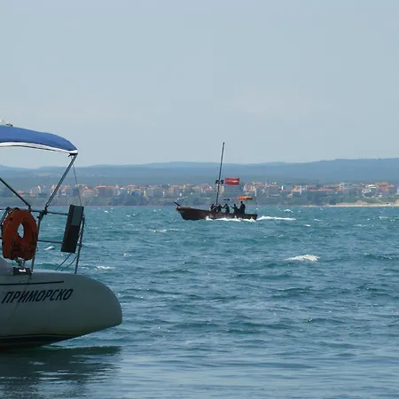 Lilia 2 Family 酒店