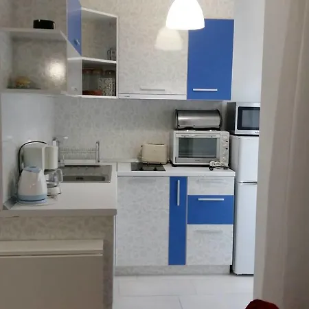 Ξενοδοχείο Lilia 2 Family 2*