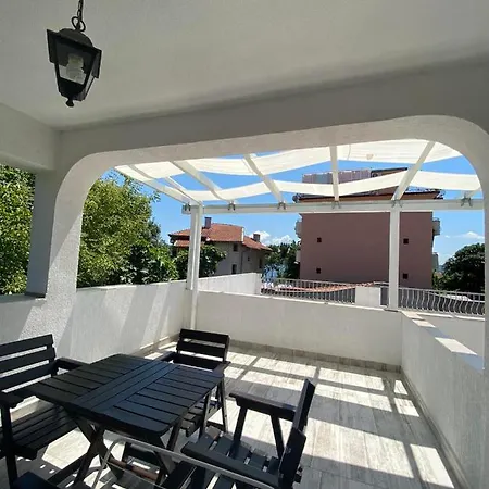 Lilia 2 Family Приморско