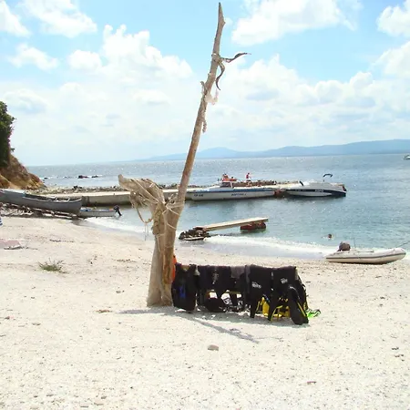 Lilia 2 Family Хотел 2*