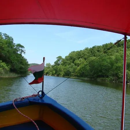 Lilia 2 Family Хотел