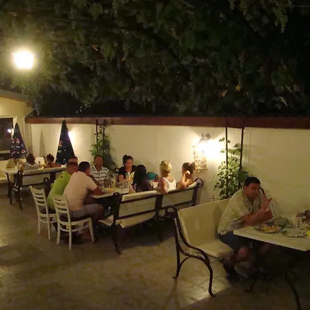 Lilia 2 Family Хотел