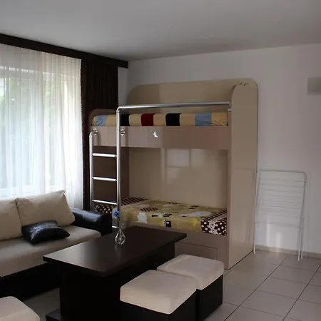 Lilia 2 Family Хотел Приморско