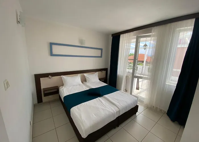 Lilia 2 Family Hotel