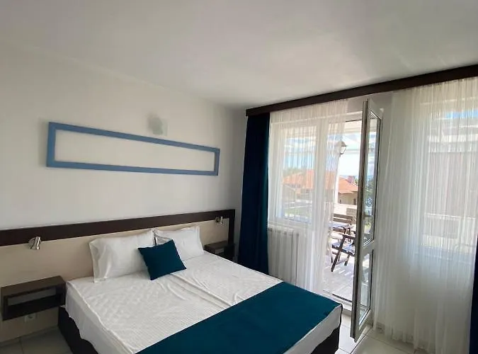 Lilia 2 Family Hotel 2* Primorsko