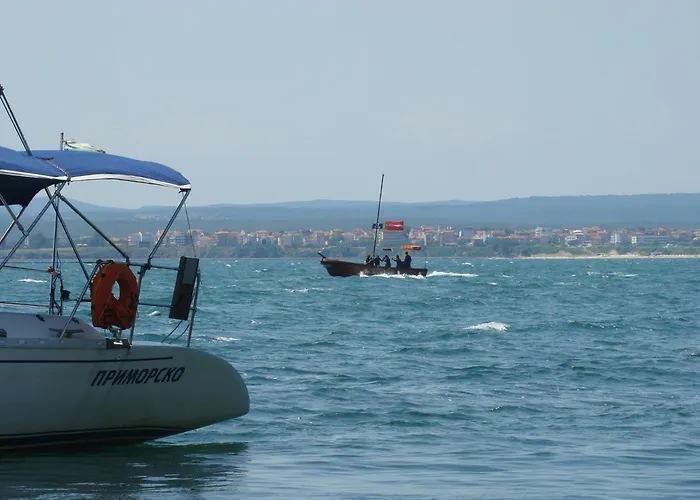 Lilia 2 Family Hotel Hotel