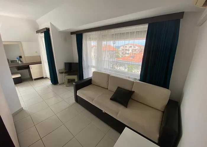 Hotel Lilia 2 Family Hotel 2*